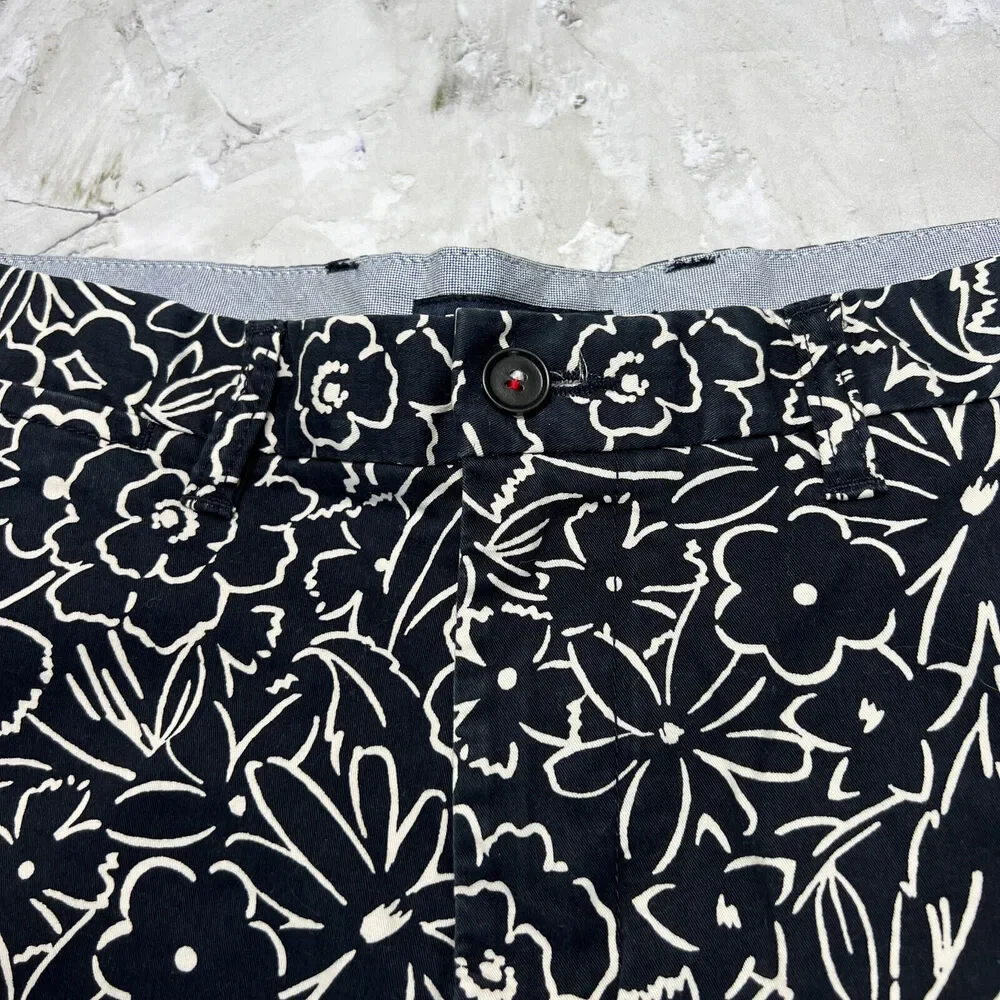 Tommy Hilfiger Floral Chino Shorts SIZE 34 Navy Hawaiian Print Cotton Summer